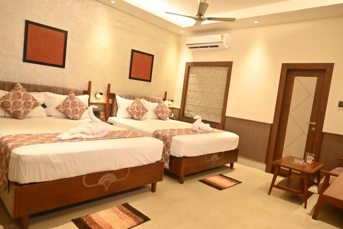 Hotel Sonar Bangla Tarapith Eksteriør billede
